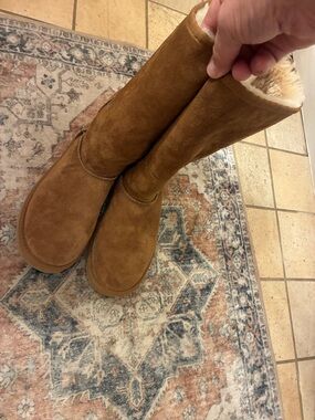 UGG Tall Shearling-Lined Suede Boots - Chestnut